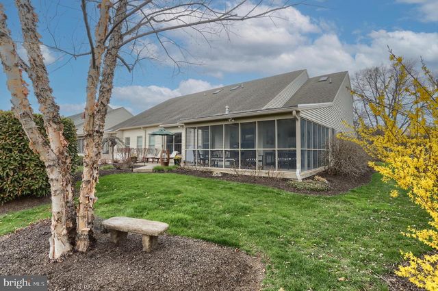 2421 ZELL CT, Hummelstown, PA 17036