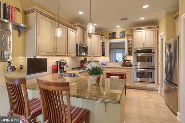 2421 ZELL CT, Hummelstown, PA 17036