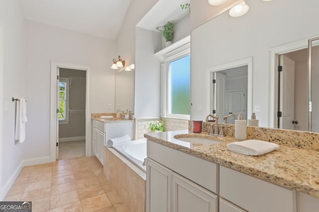 2038 Spink Street NW, Atlanta, GA 30318