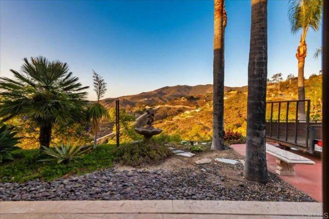 3592 Alta Loma Drive, Jamul, CA 91935