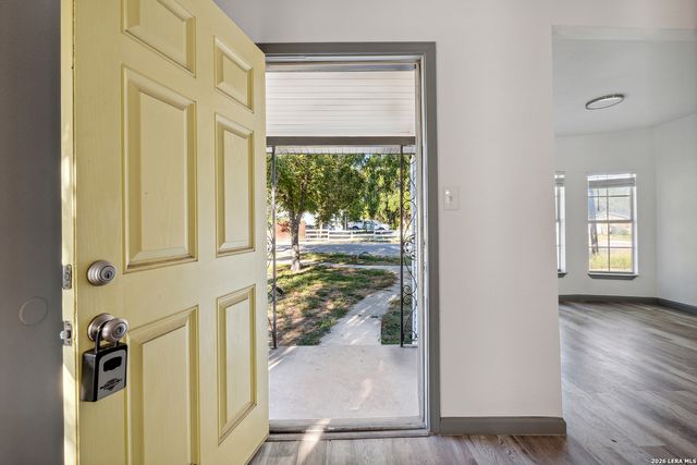 843 ZACHRY DR, San Antonio, TX 78228