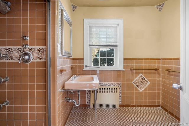 1146 North Avenue, New Rochelle, NY 10804
