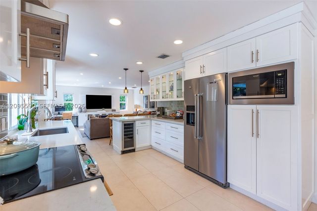 8610 SW 47th St, Miami, FL 33155