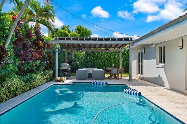 8610 SW 47th St, Miami, FL 33155