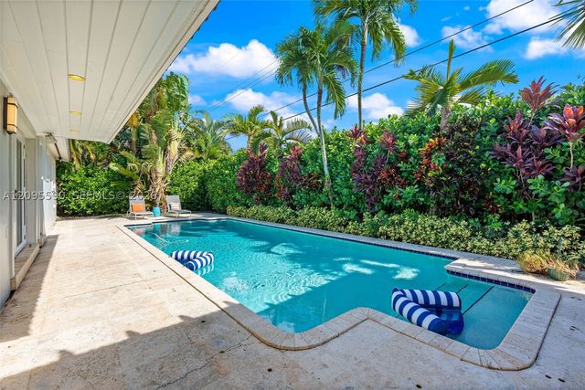 8610 SW 47th St, Miami, FL 33155