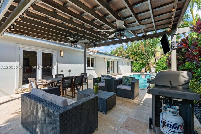 8610 SW 47th St, Miami, FL 33155
