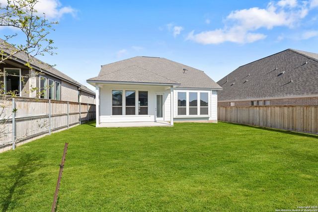 5724 Emmett Street, New Braunfels, TX 78130