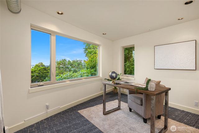 4089 Rockaway Beach Road NE, Bainbridge Island, WA 98110