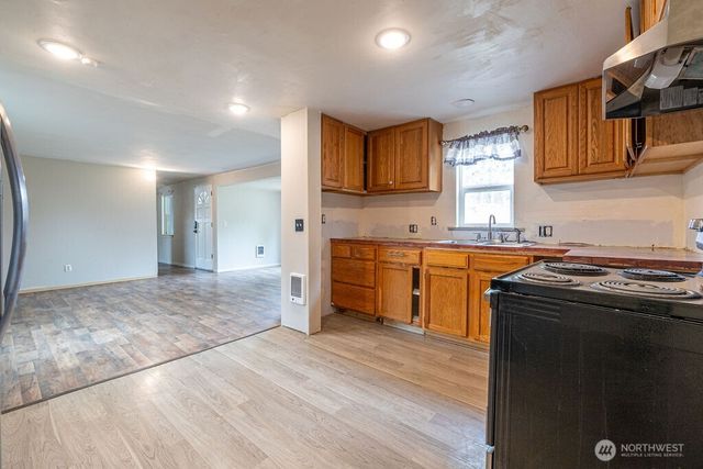 3800 Sleater Kinny Road NE #13, Olympia, WA 98506