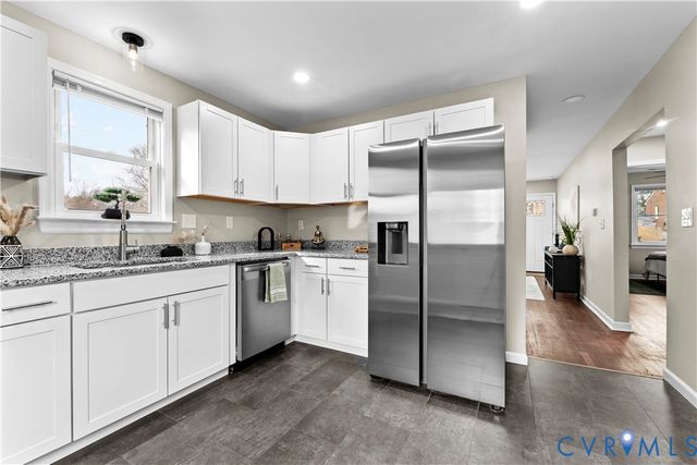 324 St Luke St, Petersburg, VA 23803