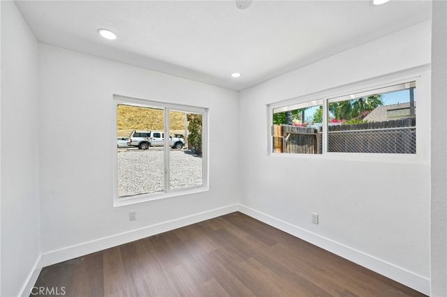 546 W Indian School, Banning, CA 92220