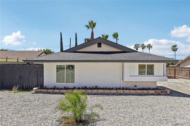 546 W Indian School, Banning, CA 92220