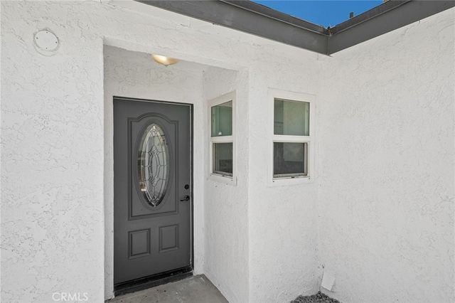 546 W Indian School, Banning, CA 92220