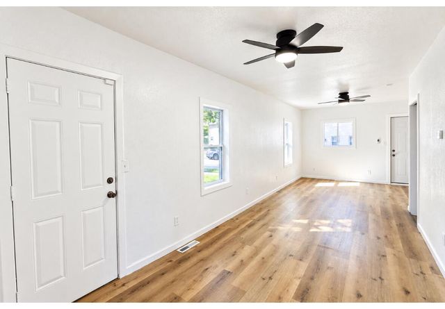 717 Hubbard STREET, Racine, WI 53402