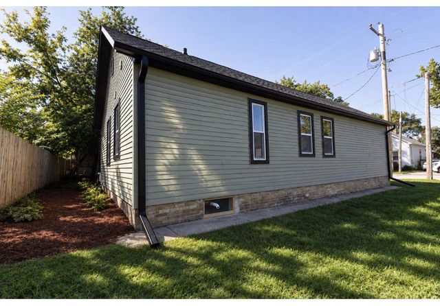 717 Hubbard STREET, Racine, WI 53402