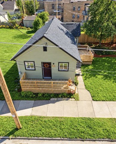 717 Hubbard STREET, Racine, WI 53402
