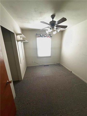 7914 W 86th Street, Overland Park, KS 66212
