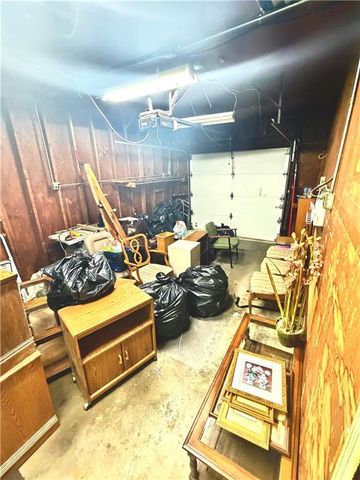 7914 W 86th Street, Overland Park, KS 66212