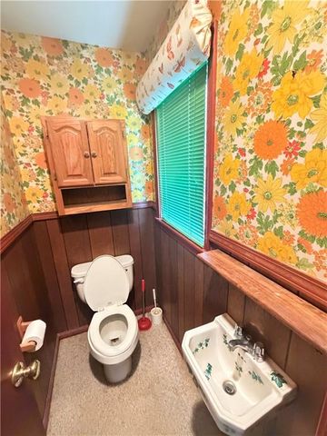 7914 W 86th Street, Overland Park, KS 66212