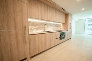 77 SE 5TH ST 1607, Miami, FL 33131