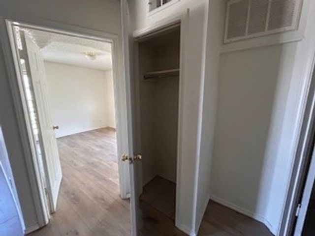 9520 Royal Lane 306, Dallas, TX 75243