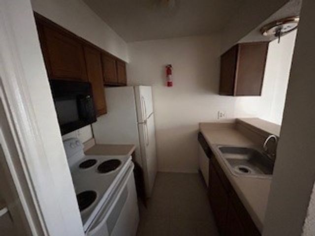 9520 Royal Lane 306, Dallas, TX 75243