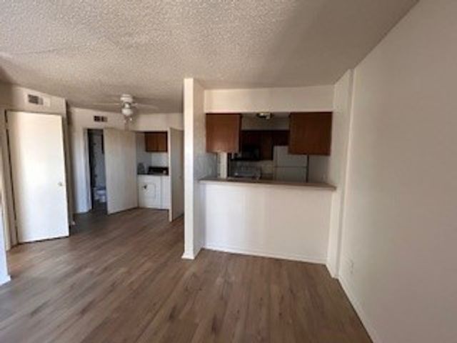 9520 Royal Lane 306, Dallas, TX 75243