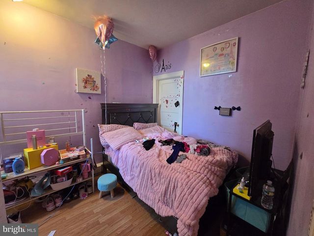 2242 W HUNTINGDON ST, Philadelphia, PA 19132