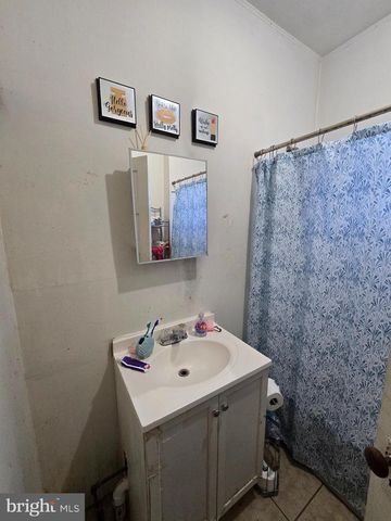 2242 W HUNTINGDON ST, Philadelphia, PA 19132