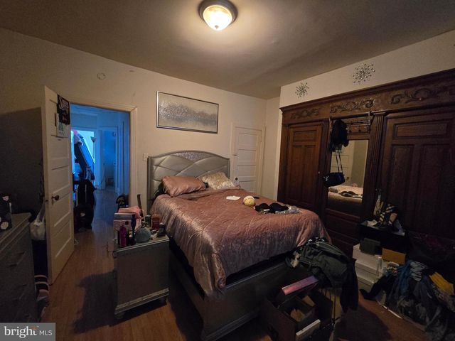 2242 W HUNTINGDON ST, Philadelphia, PA 19132