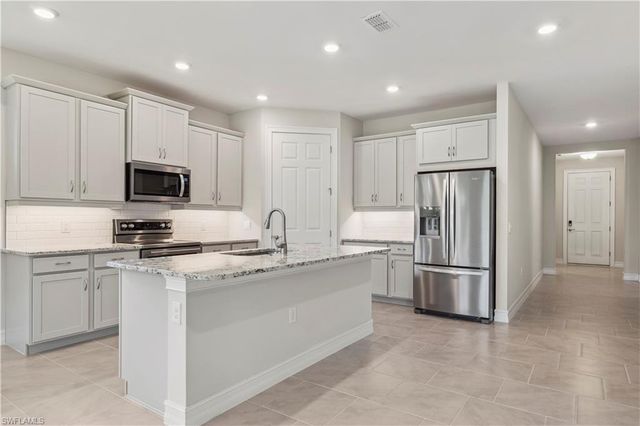 16921 Elkhorn Coral DR, North Fort Myers, FL 33903