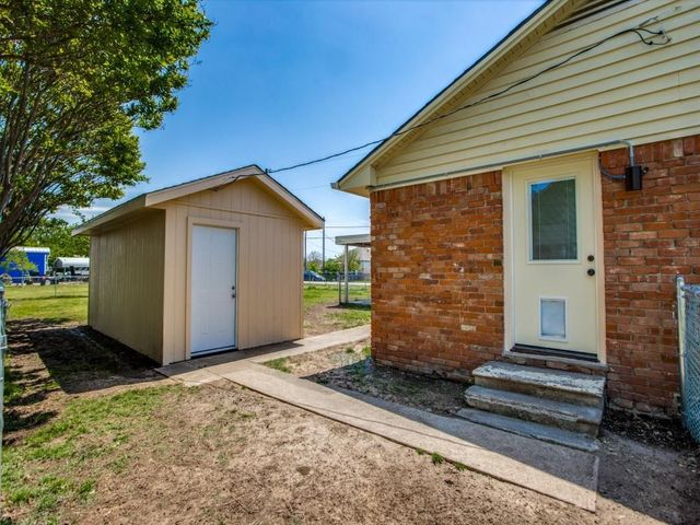 500 N 5th Street, Gunter, TX 75058