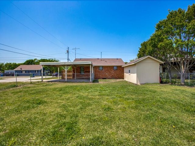 500 N 5th Street, Gunter, TX 75058