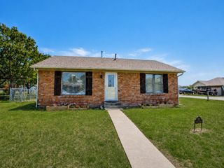 500 N 5th Street, Gunter, TX 75058