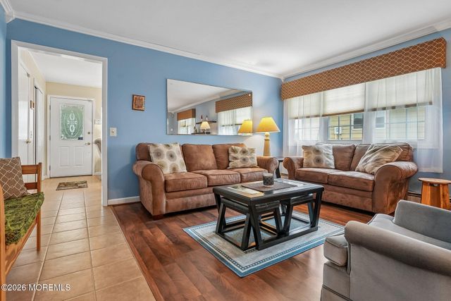 423 Costa Mesa Drive, Toms River, NJ 08757