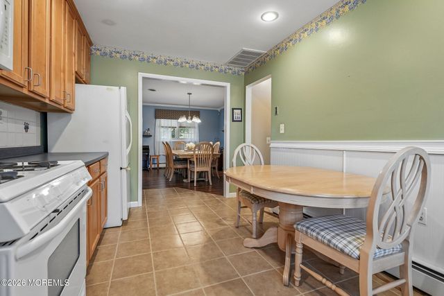 423 Costa Mesa Drive, Toms River, NJ 08757