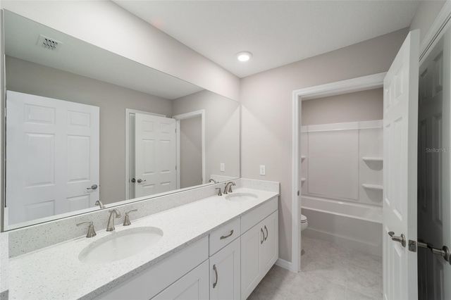 5689 SW 72ND COURT, Ocala, FL 34474