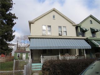 123 Rochelle St, Carrick, PA 15210