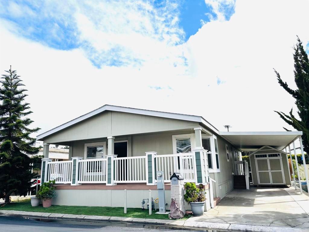 1010 E Bobier Drive 137, Vista, CA 92084