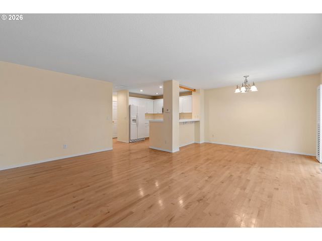 6496 Nw WENMARIE Dr, Portland, OR 97229