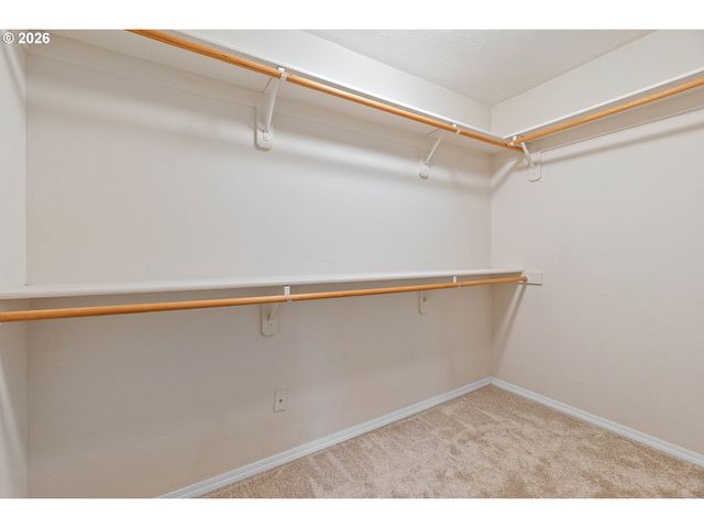 6496 Nw WENMARIE Dr, Portland, OR 97229