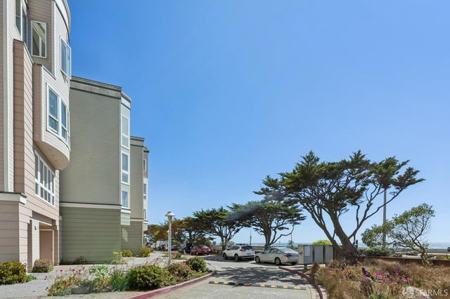 746 Great highway Highway 3, San Francisco, CA 94121
