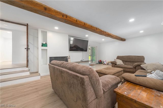5226 State Route 60, Wakeman, OH 44889