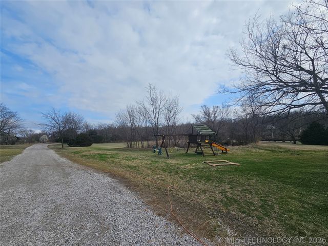 20656 S 4180 Road, Claremore, OK 74019