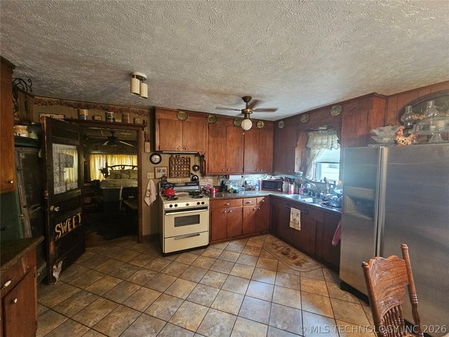 20656 S 4180 Road, Claremore, OK 74019