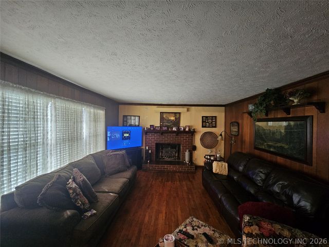 20656 S 4180 Road, Claremore, OK 74019