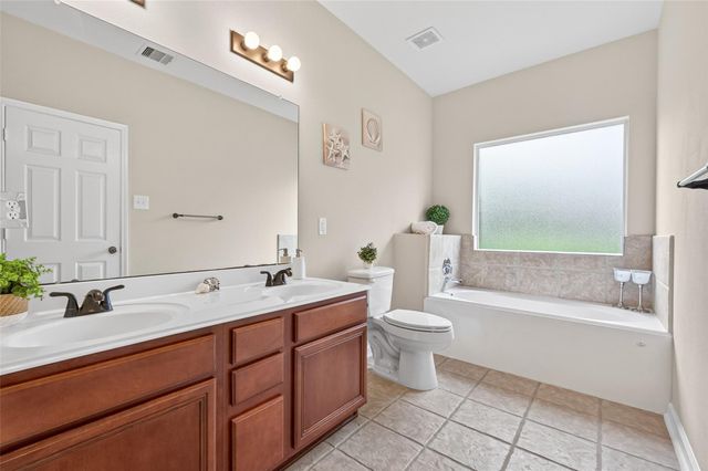 10427 Lyndon Meadows Drive, Houston, TX 77095