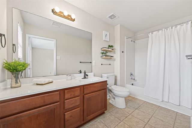 10427 Lyndon Meadows Drive, Houston, TX 77095