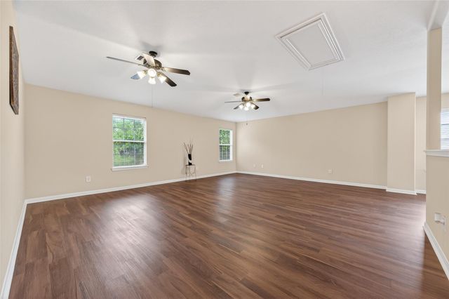 10427 Lyndon Meadows Drive, Houston, TX 77095