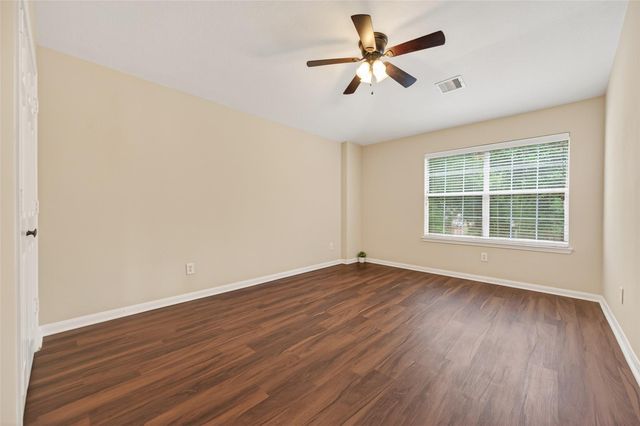 10427 Lyndon Meadows Drive, Houston, TX 77095
